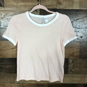 Divided by H&M pink t-shirt